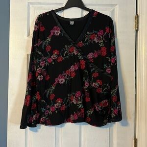 OLD Navy women’s top; size 3x